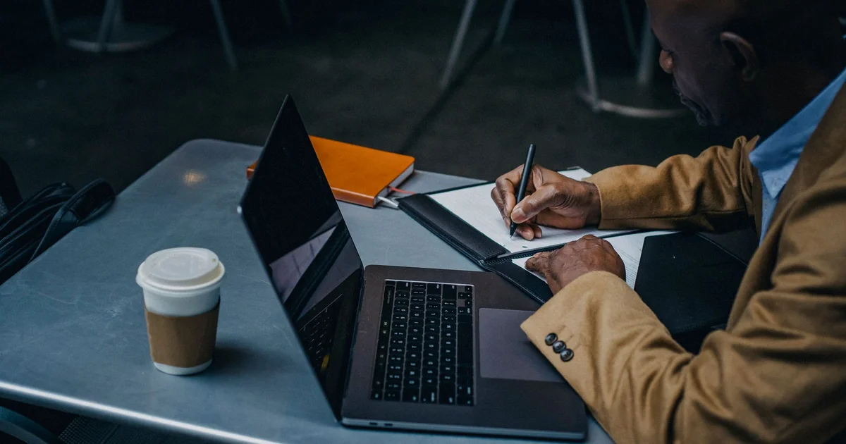 AI Meeting Assistants and Real-Time Transcription Decoded