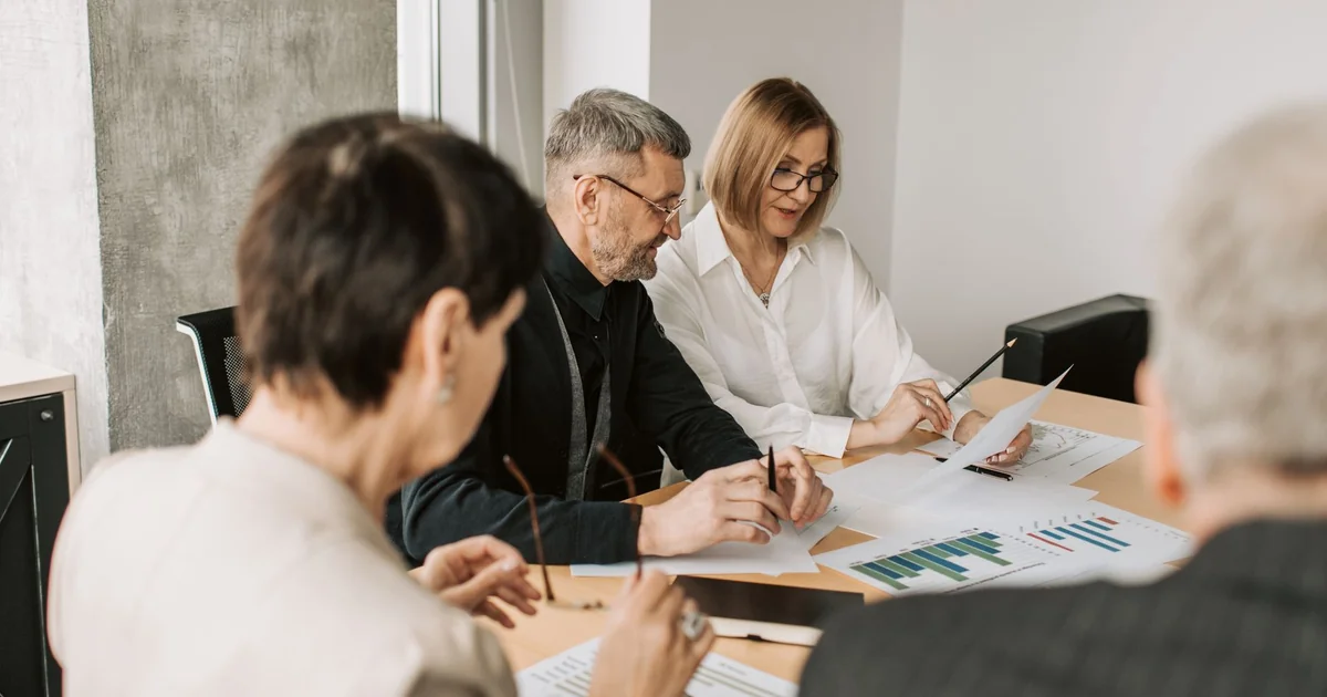 Enterprise Governance for Generative AI Tools: Policy Guide